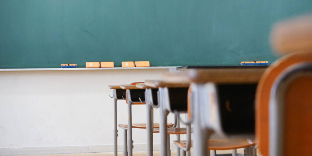 Έγγραφο του υπουργείου Υγείας σε όλες τις σχολικές μονάδες της χώρας για τον εμβολιασμό έναντι του κοκκύτη Έγγραφο του υπουργείου Υγείας σε όλες τις σχολικές μονάδες της χώρας για τον εμβολιασμό έναντι του κοκκύτη