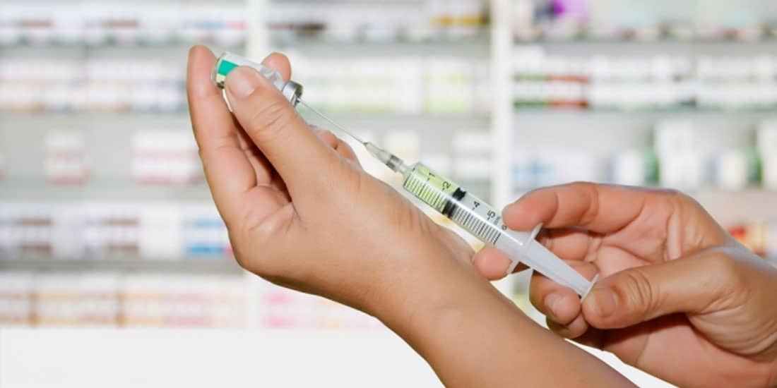 Πιάνει τόπο η προσπάθεια τα φαρμακεία να γίνουν «κόμβος» εμβολιασμού κατά της COVID 19