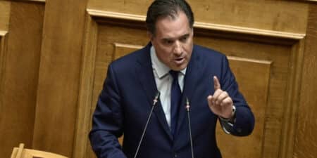 Με μηνύσεις απειλεί ο Άδωνις Γεωργιαδης για τα fake news στο Tik Tok: Όλα τα σκιαγραφικά αποζημιώνονται