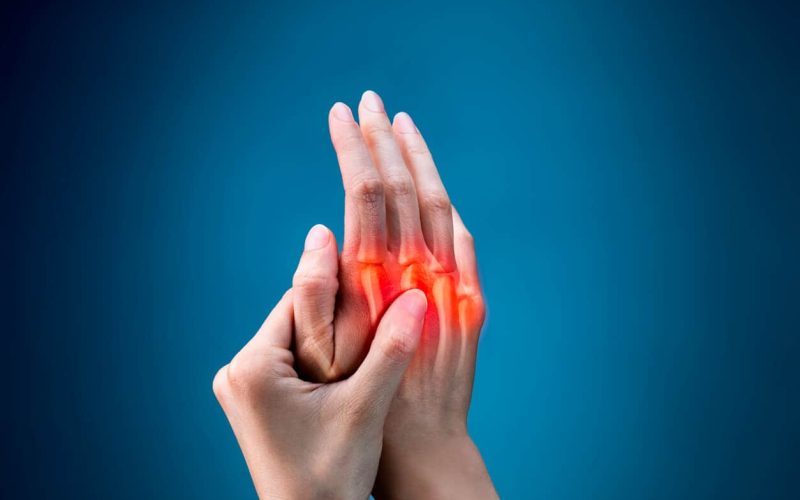 Ρευματοειδής αρθρίτιδα: Γενετική μετάλλαξη δίνει ελπίδα για πιο αποτελεσματικές θεραπείες της νόσου reumatoeidis-arthritida-