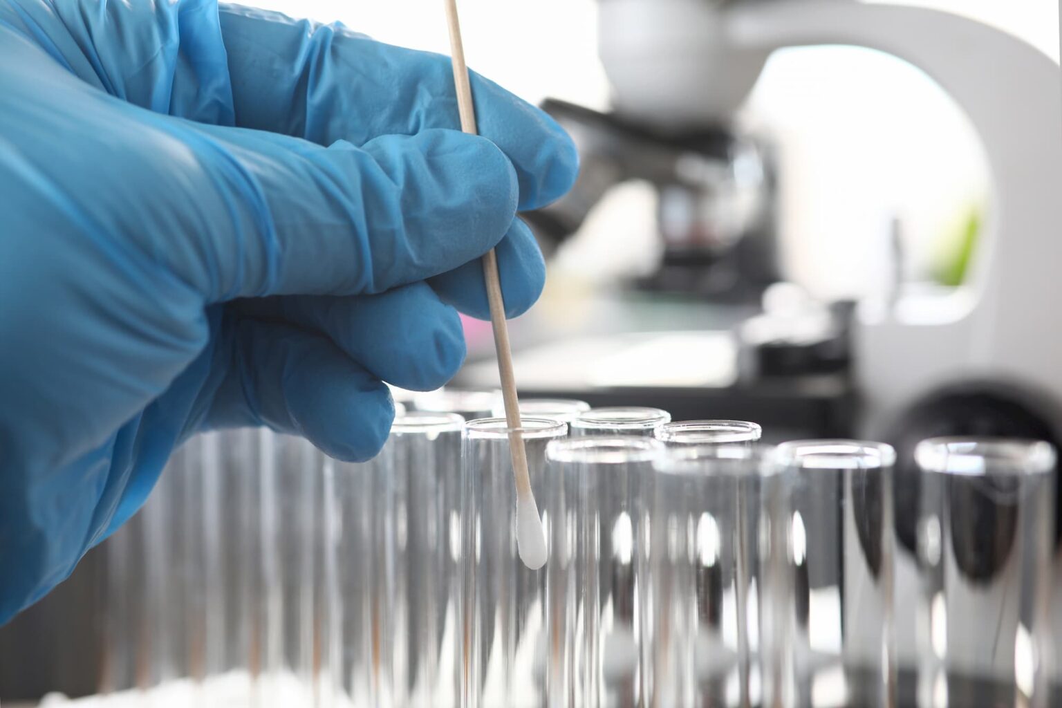 ΕΟΔΥ-θετικότητα-COVID-19