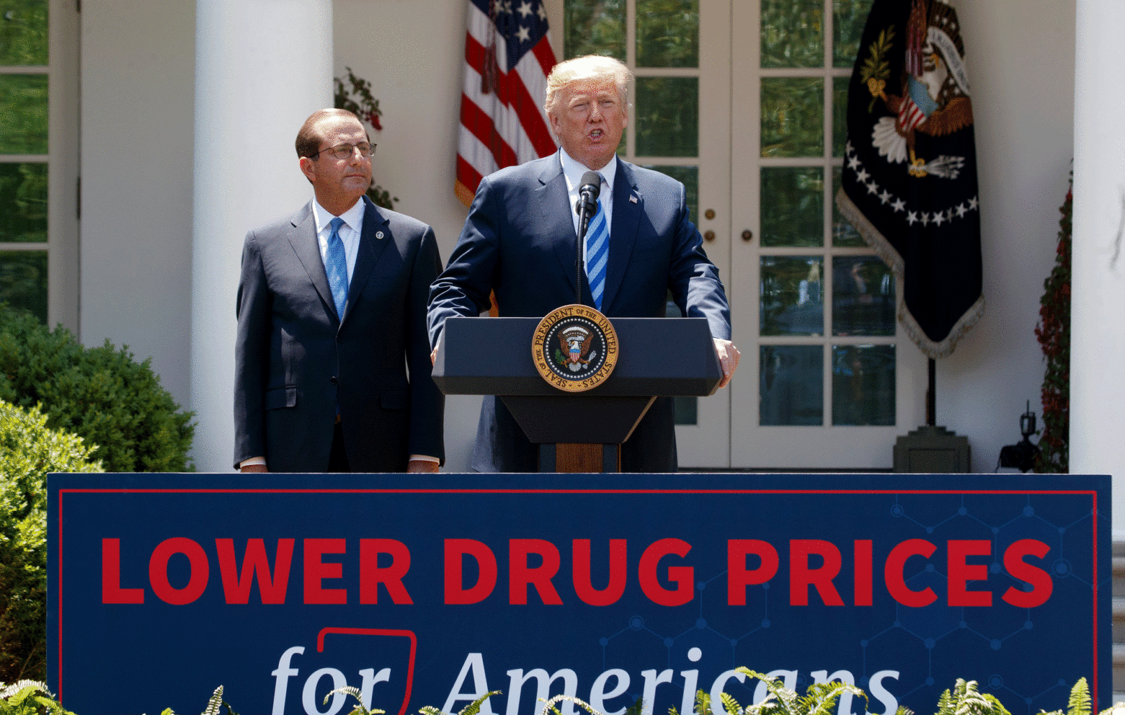 Τραμπ-μείωση-τιμών-φαρμάκων-στις-ΗΠΑ