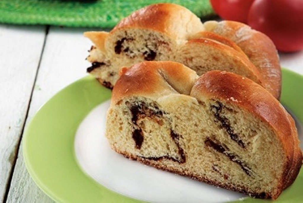 Ο ΕΦΕΤ ανακαλεί γνωστό τσουρέκι με πραλίνα φουντουκιού – Επιβλαβές για την υγεία tsoureki-