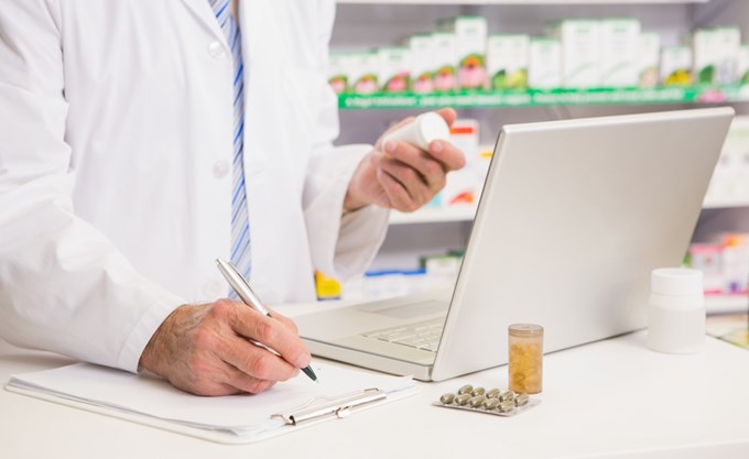 Τι ζήτησαν οι φαρμακοποιοί της Θεσσαλονίκης από τον Κυριάκο Μητσοτάκη ενόψει της ΔΕΘ farmakopoioi-