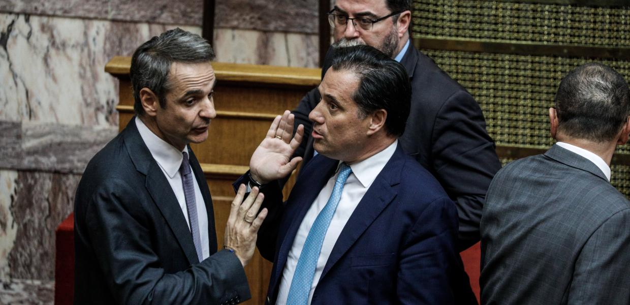 Τα εύσημα Μητσοτάκη στον Γεωργιάδη και το συγκρατημένο «ευχαριστώ» του υπουργού Υγείας