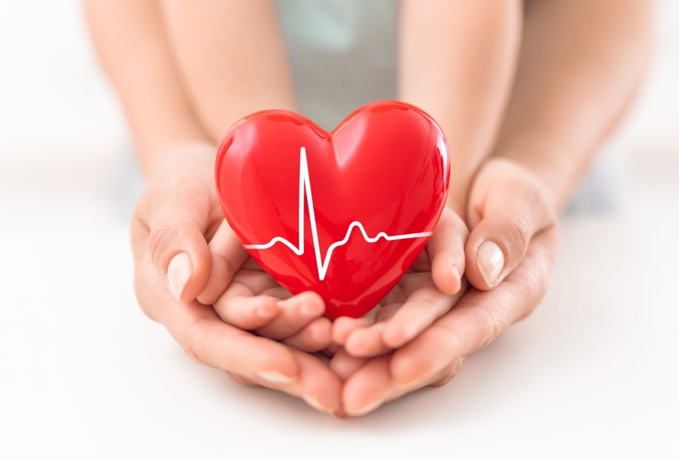 Αρρυθμίες στα παιδιά: Πότε πρέπει να πάμε στον παιδοκαρδιολόγο paidikes-arrythmies-