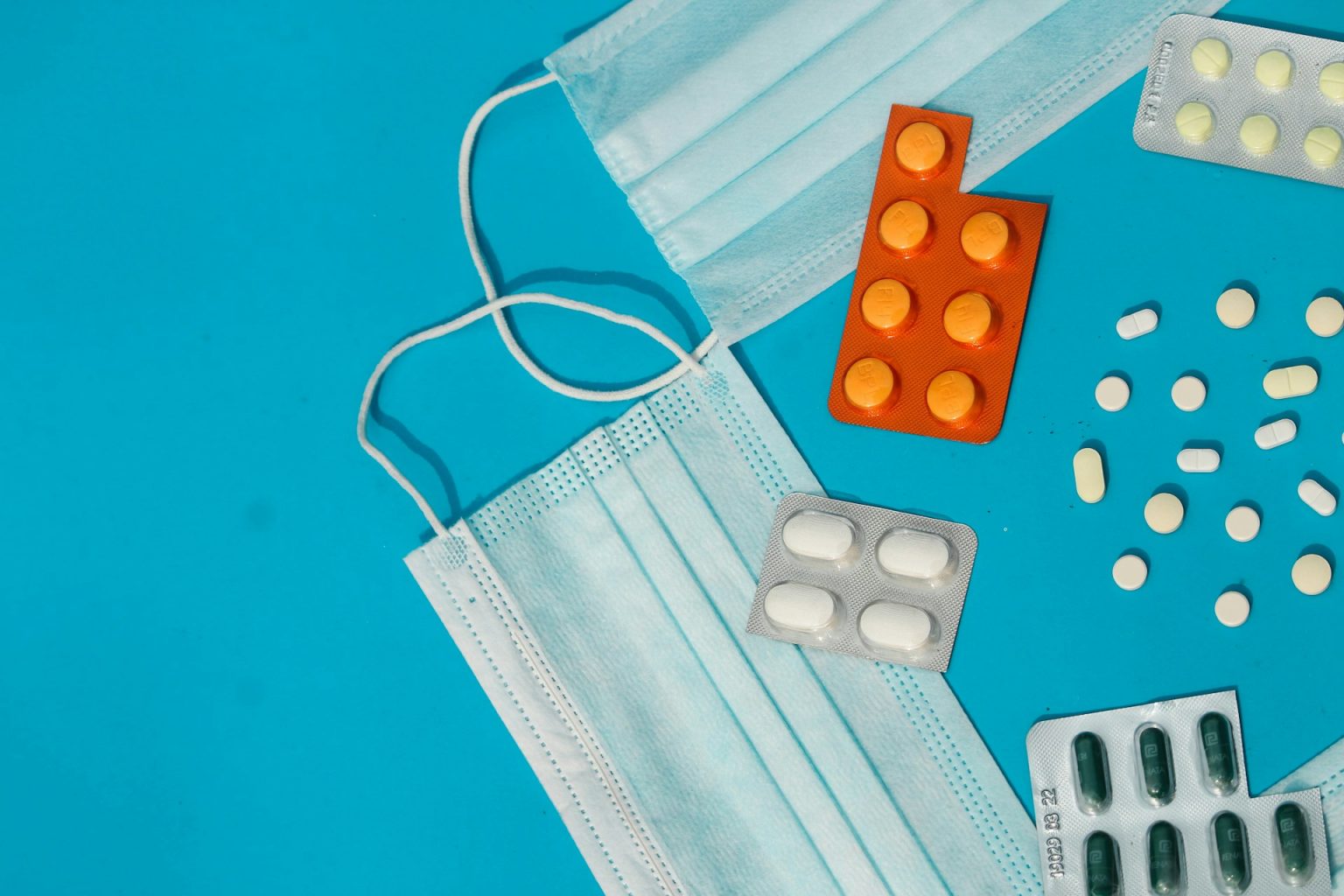 Η «σούπερ γρίπη» H3N2 εξαπλώνεται στην Ευρώπη: Συμπτώματα – ποιοι κινδυνεύουν σούπερ γρίπη