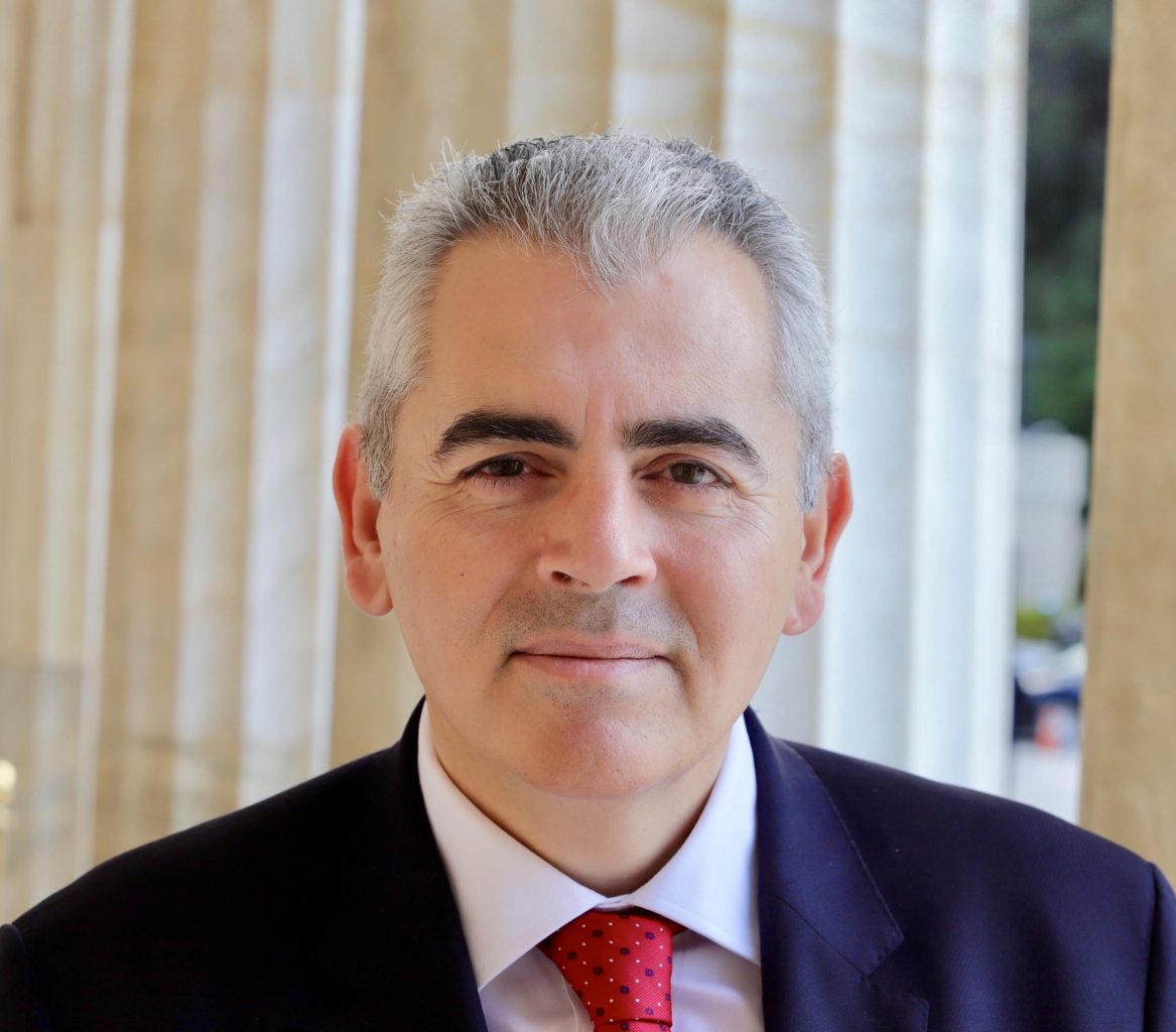 Μάξιμος Χαρακόπουλος