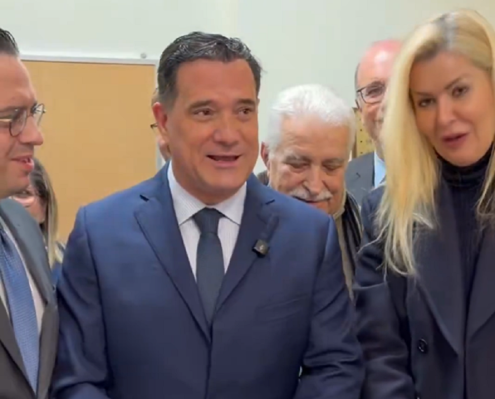 Ο Άδωνις Γεωργιάδης εγκαινίασε τον πρώτο προσομοιωτή λαπαροσκοπικής χειρουργικής στο Λαϊκό Νοσοκομείο γεωργιάδης στο Λαϊκό