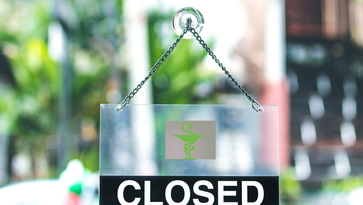 Μ. Βρετανία: Φόβοι για νέα λουκέτα από τη μείωση της χρηματοδότησης στα κοινοτικά φαρμακεία Φαρμακεία Βρετανία