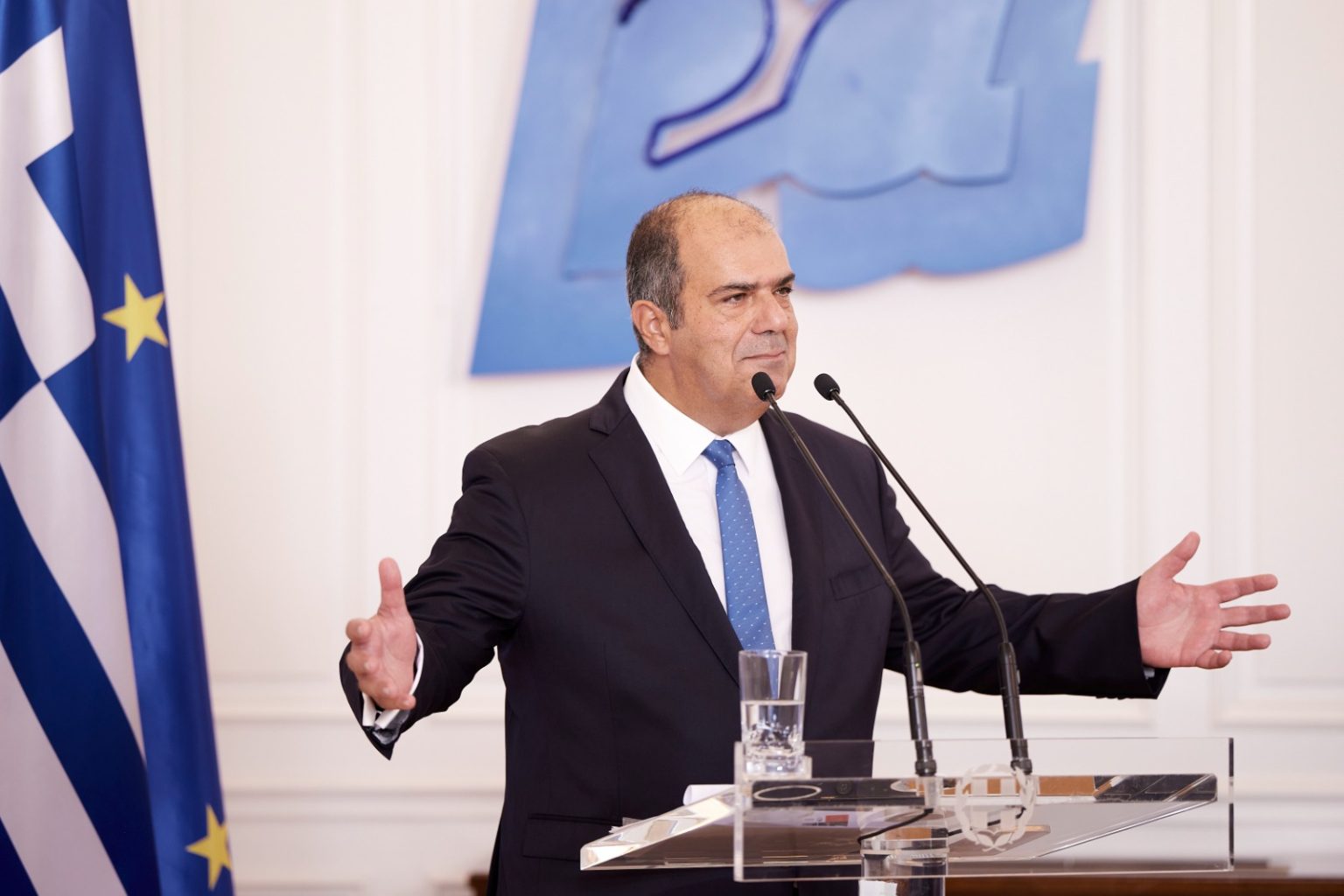 Στέλιος Χατζηιωάννου