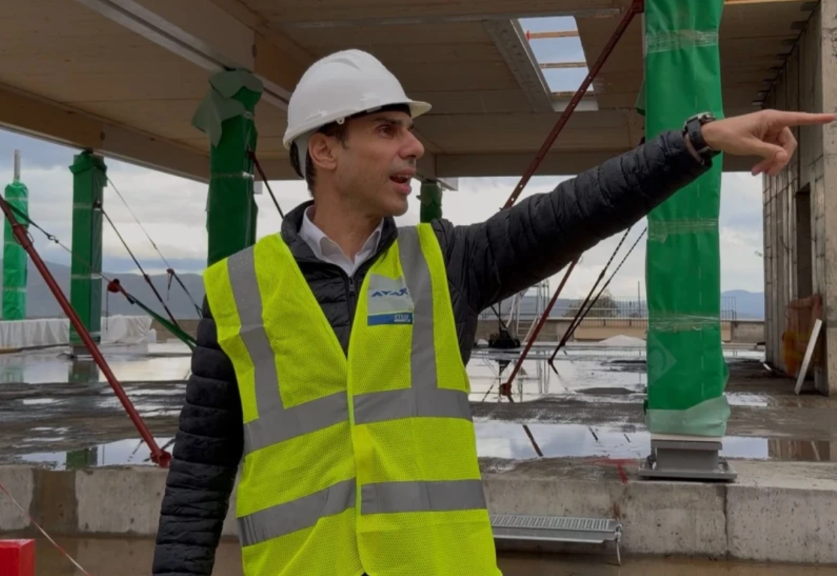 Επίσκεψη του Υφυπουργού Υγείας, Μάριου Θεμιστοκλέους, στο υπό ανέγερση Γενικό Νοσοκομείο Σπάρτης ΙΣΝ Ο Υφυπουργός Υγείας, κ. Θεμιστοκλέους, πραγματοποίησε επίσκεψη στο υπό ανέγερση Γενικό Νοσοκομείο Σπάρτης, συνοδευόμενος από τη Διοικήτρια του